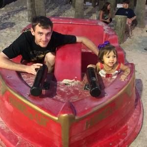 Meet your Posher, Chase